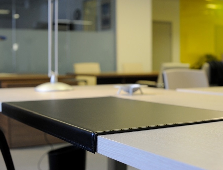 бювар - защита стола бювар с загибом